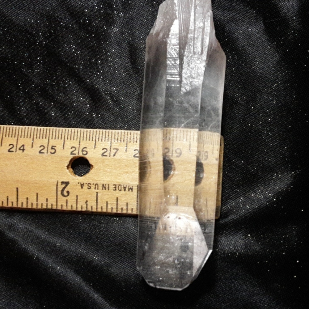 Quartz Crystal Point - Picture 7 of 7